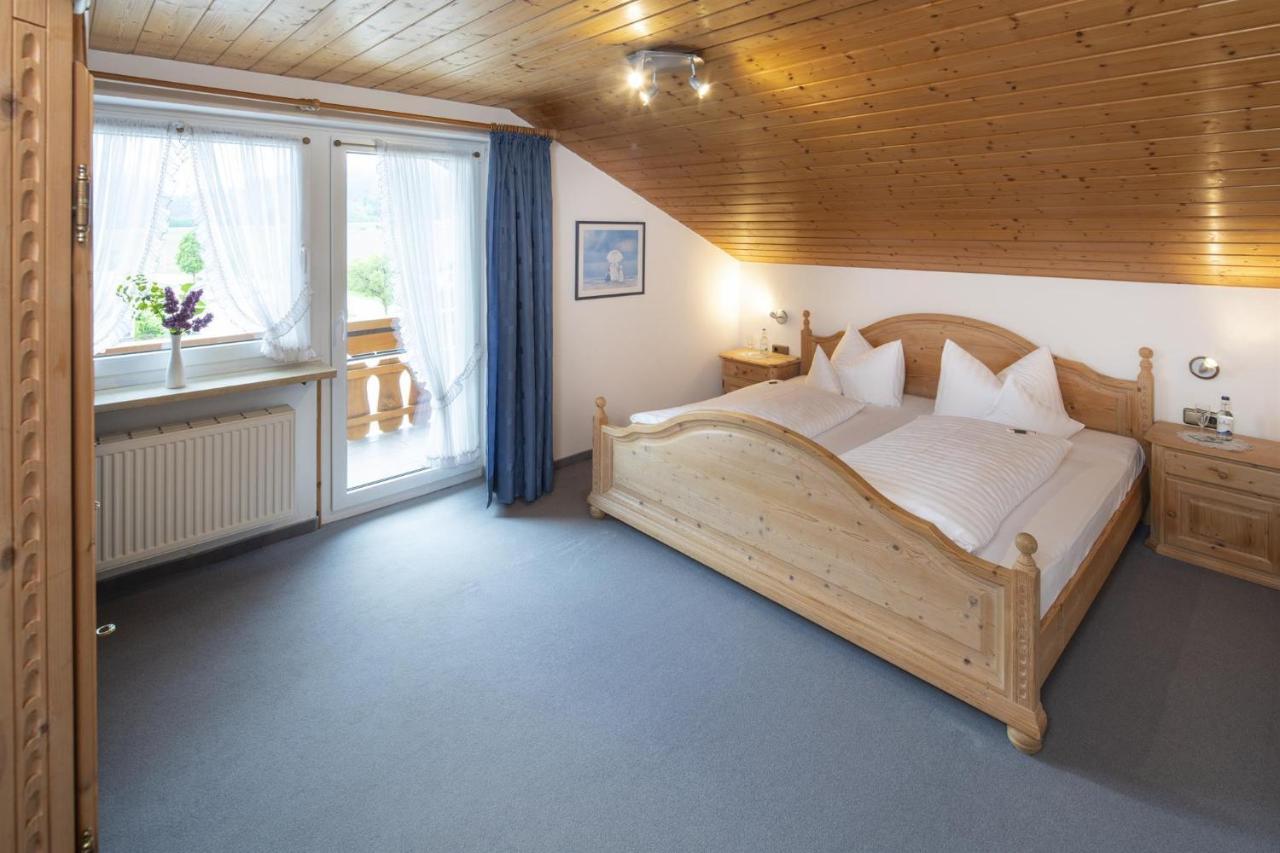 Landhaus Goldener Apfel โบลสเตอร์แลง ภายนอก รูปภาพ